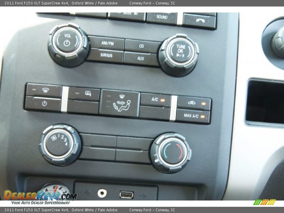 2011 Ford F150 XLT SuperCrew 4x4 Oxford White / Pale Adobe Photo #30