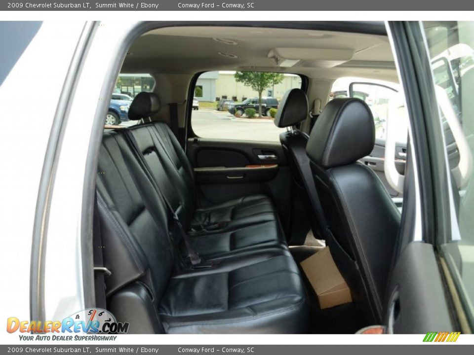 2009 Chevrolet Suburban LT Summit White / Ebony Photo #21