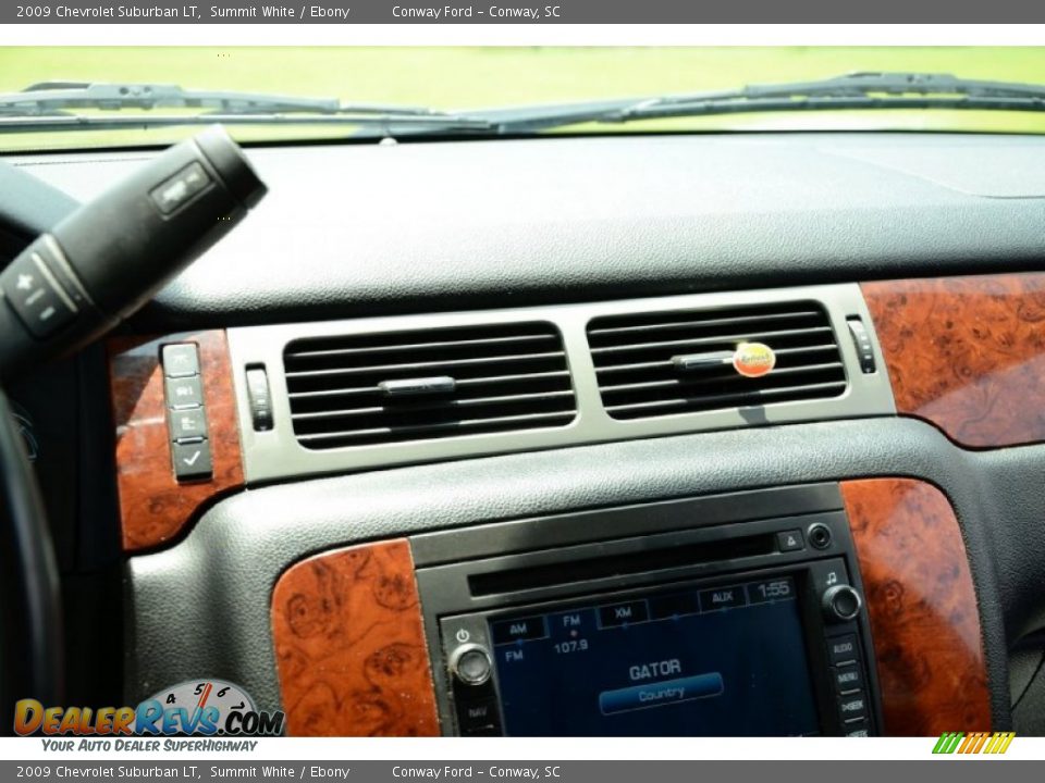 2009 Chevrolet Suburban LT Summit White / Ebony Photo #31