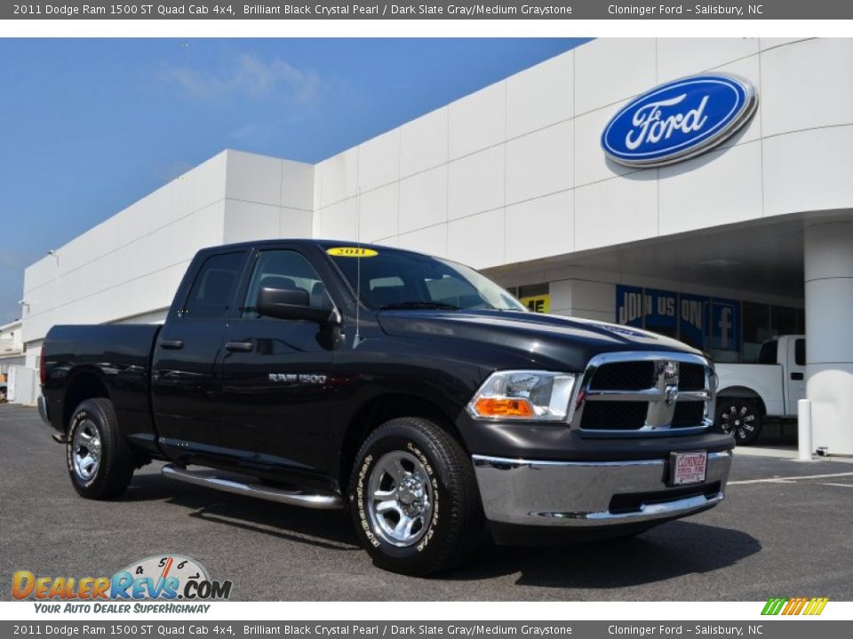 2011 Dodge Ram 1500 ST Quad Cab 4x4 Brilliant Black Crystal Pearl / Dark Slate Gray/Medium Graystone Photo #1