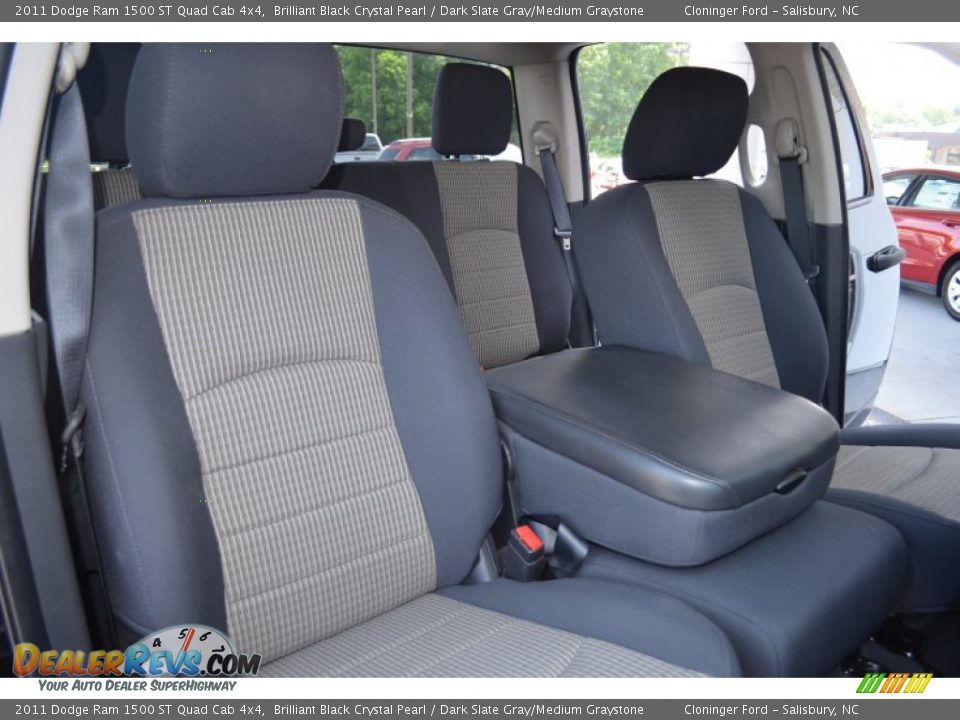 2011 Dodge Ram 1500 ST Quad Cab 4x4 Brilliant Black Crystal Pearl / Dark Slate Gray/Medium Graystone Photo #14