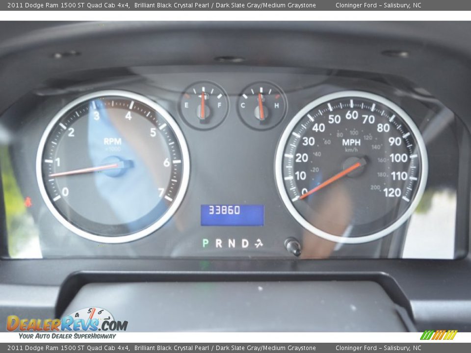 2011 Dodge Ram 1500 ST Quad Cab 4x4 Brilliant Black Crystal Pearl / Dark Slate Gray/Medium Graystone Photo #23