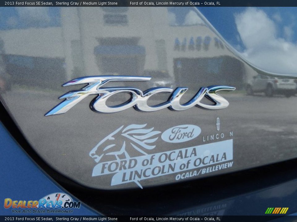 2013 Ford Focus SE Sedan Sterling Gray / Medium Light Stone Photo #4