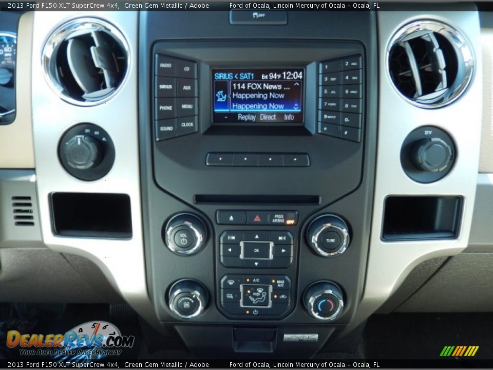 2013 Ford F150 XLT SuperCrew 4x4 Green Gem Metallic / Adobe Photo #10