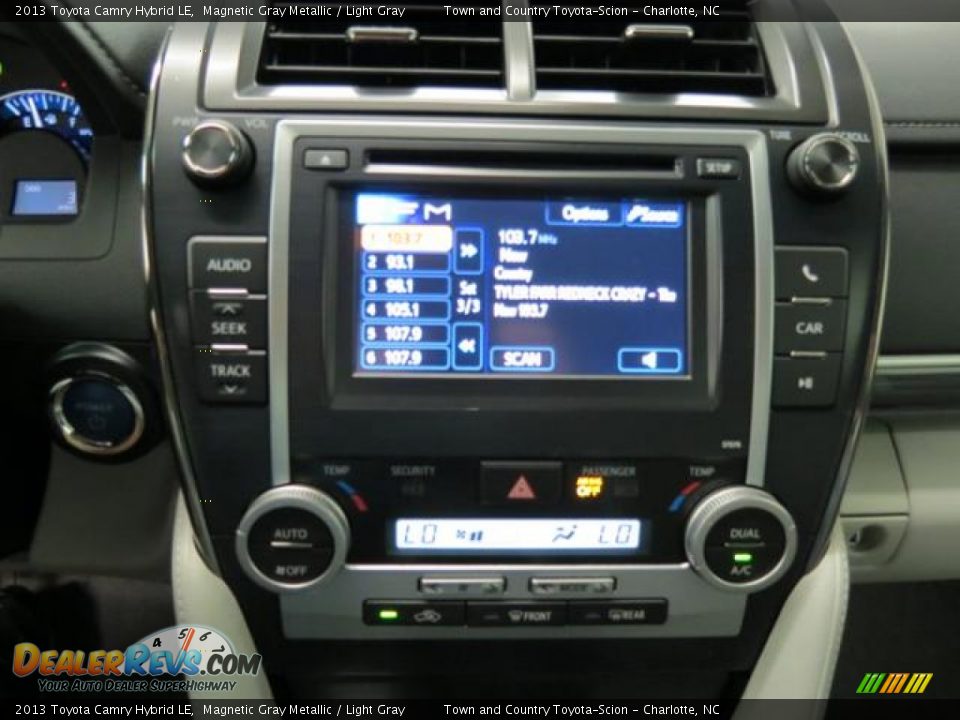2013 Toyota Camry Hybrid LE Magnetic Gray Metallic / Light Gray Photo #12