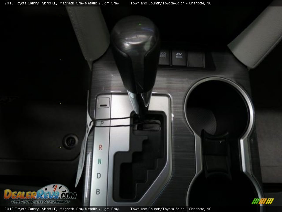 2013 Toyota Camry Hybrid LE Magnetic Gray Metallic / Light Gray Photo #13