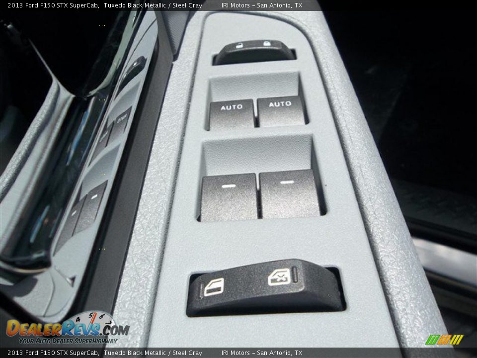 2013 Ford F150 STX SuperCab Tuxedo Black Metallic / Steel Gray Photo #15