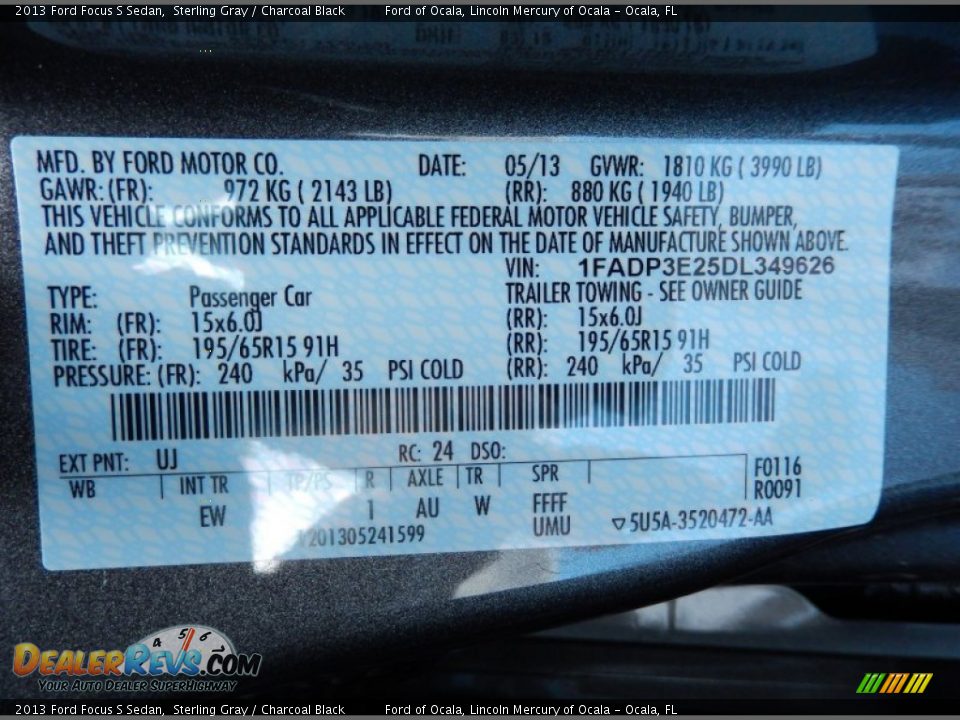 2013 Ford Focus S Sedan Sterling Gray / Charcoal Black Photo #12