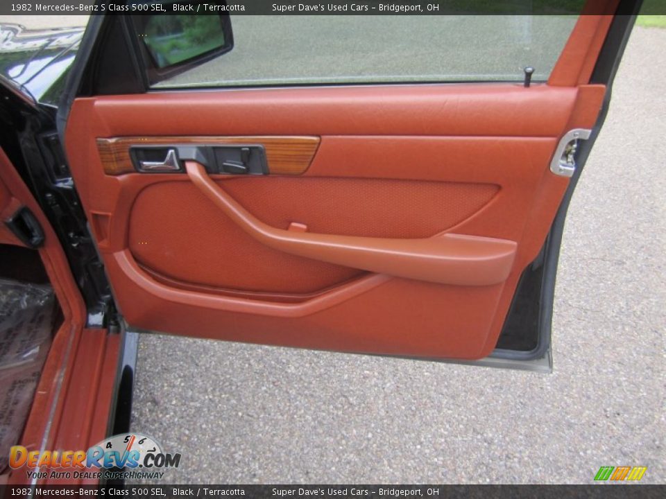 1982 Mercedes-Benz S Class 500 SEL Black / Terracotta Photo #26