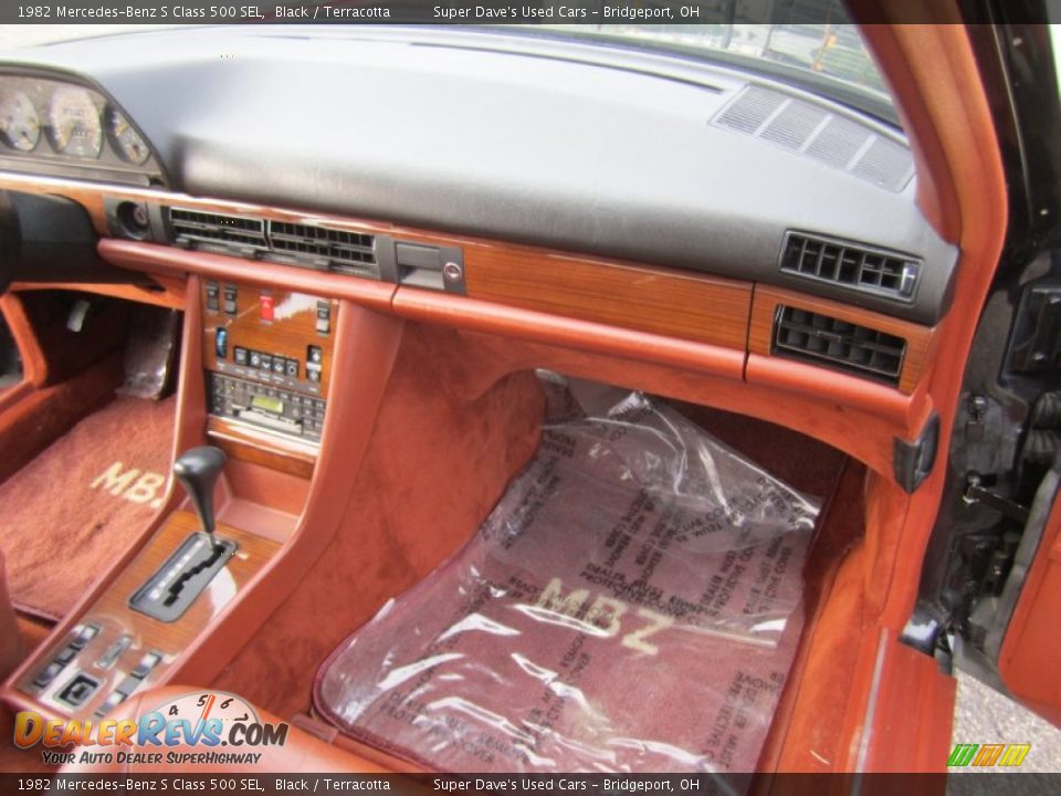 1982 Mercedes-Benz S Class 500 SEL Black / Terracotta Photo #28