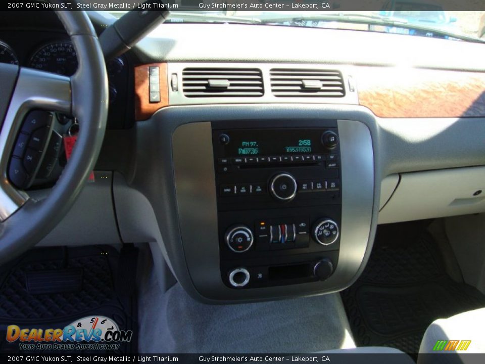2007 GMC Yukon SLT Steel Gray Metallic / Light Titanium Photo #14