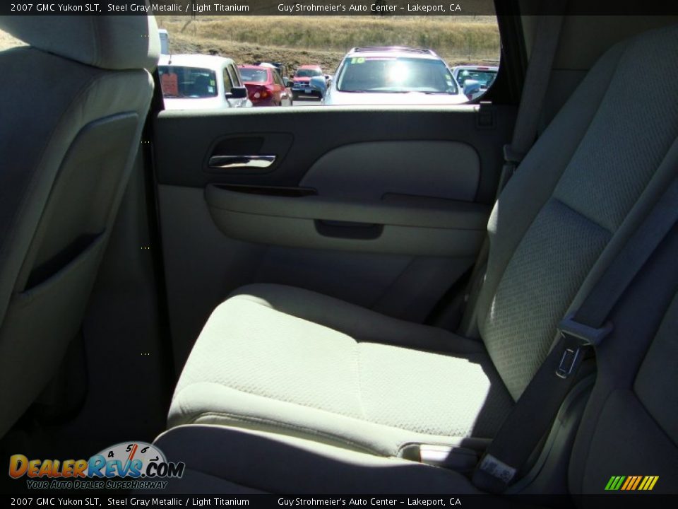 2007 GMC Yukon SLT Steel Gray Metallic / Light Titanium Photo #21