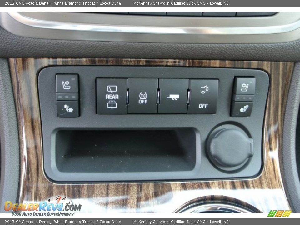 2013 GMC Acadia Denali White Diamond Tricoat / Cocoa Dune Photo #11