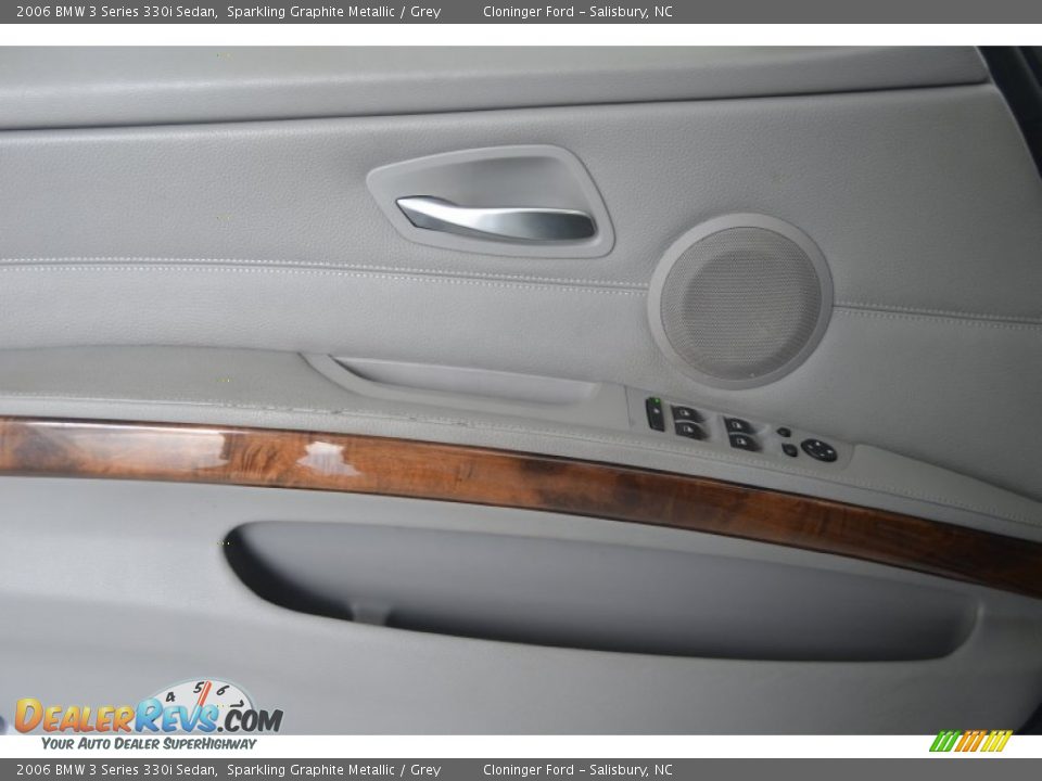 2006 BMW 3 Series 330i Sedan Sparkling Graphite Metallic / Grey Photo #8