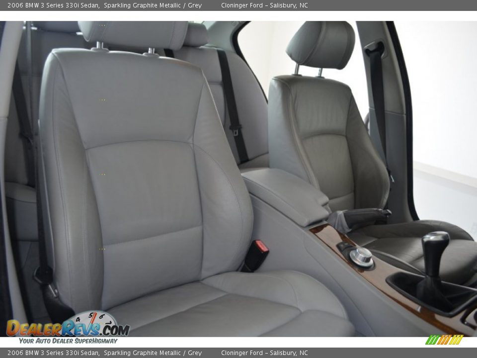 2006 BMW 3 Series 330i Sedan Sparkling Graphite Metallic / Grey Photo #15