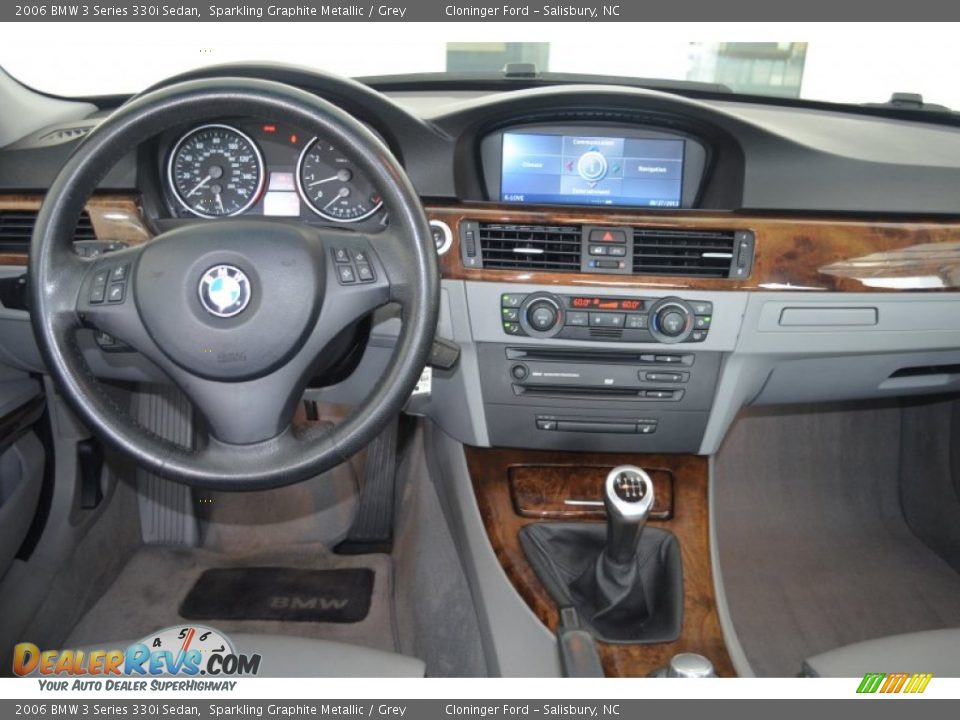 2006 BMW 3 Series 330i Sedan Sparkling Graphite Metallic / Grey Photo #17