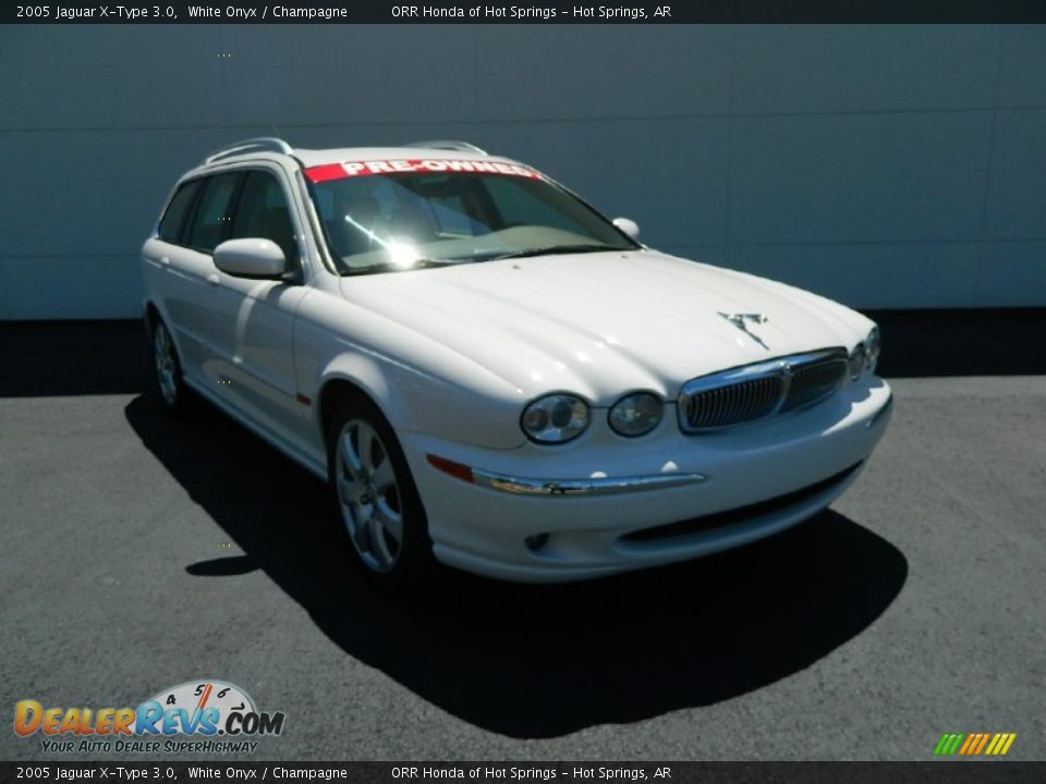 2005 Jaguar X-Type 3.0 White Onyx / Champagne Photo #1
