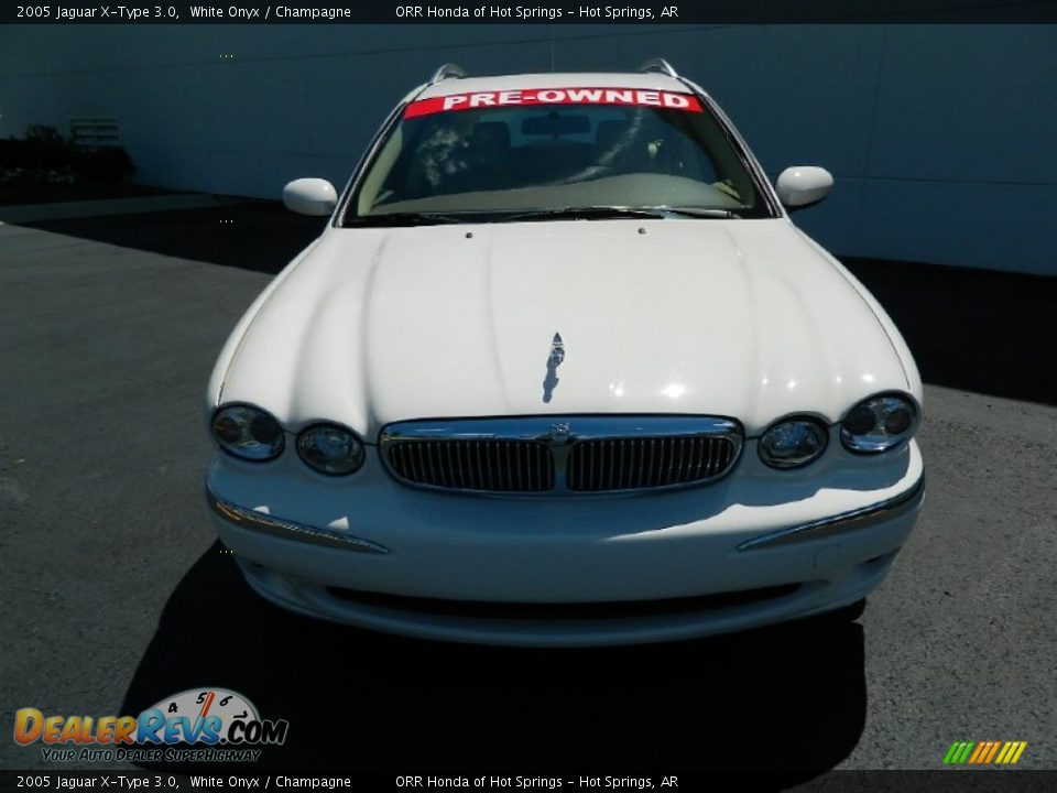2005 Jaguar X-Type 3.0 White Onyx / Champagne Photo #2