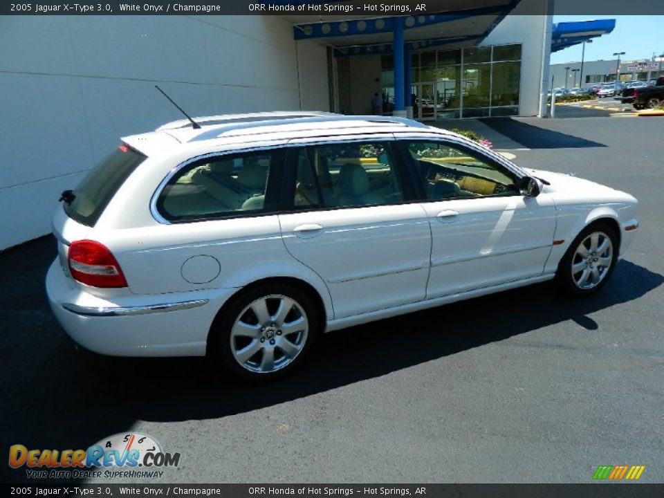 2005 Jaguar X-Type 3.0 White Onyx / Champagne Photo #9