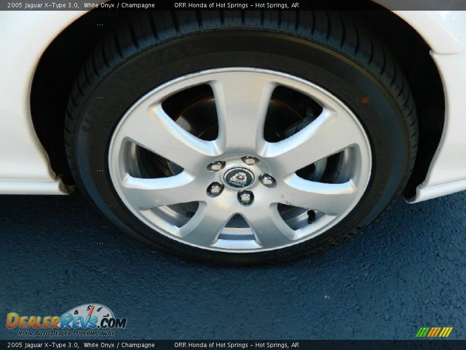 2005 Jaguar X-Type 3.0 White Onyx / Champagne Photo #10