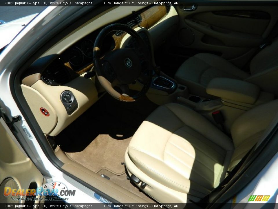 2005 Jaguar X-Type 3.0 White Onyx / Champagne Photo #12
