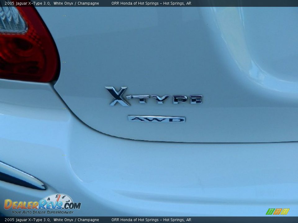 2005 Jaguar X-Type 3.0 White Onyx / Champagne Photo #16