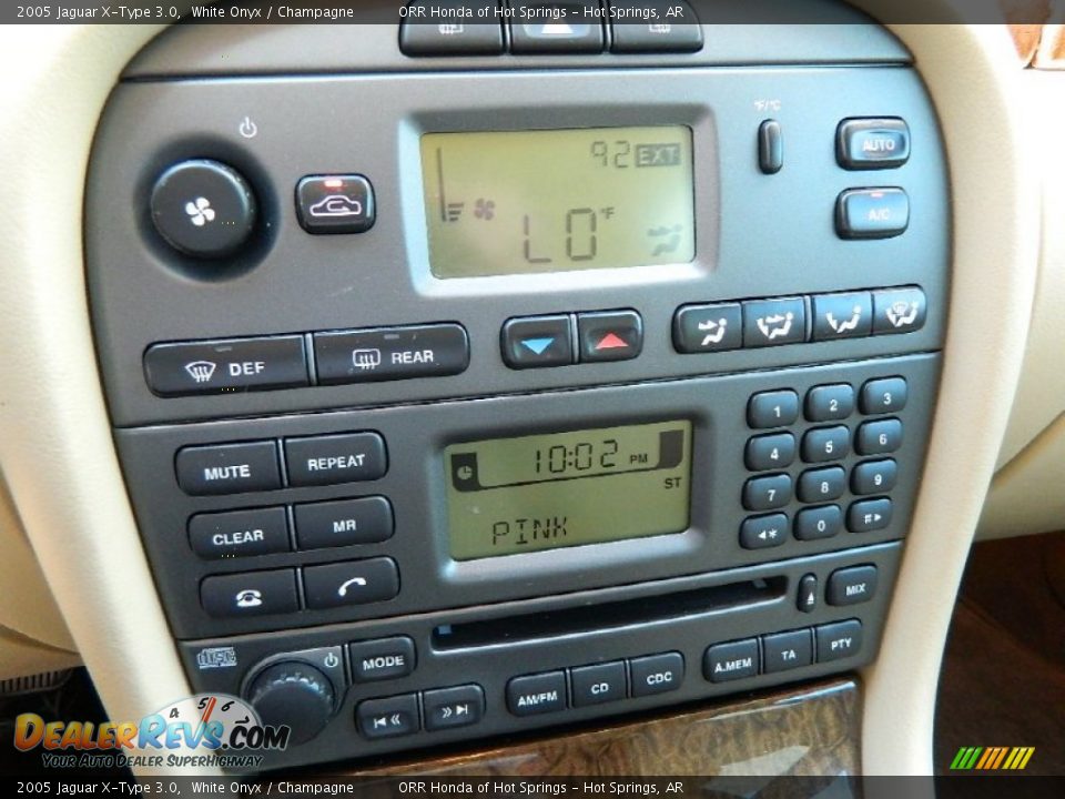 2005 Jaguar X-Type 3.0 White Onyx / Champagne Photo #21