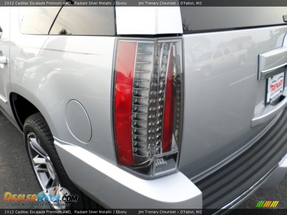 2013 Cadillac Escalade Premium AWD Radiant Silver Metallic / Ebony Photo #6