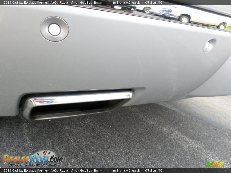2013 Cadillac Escalade Premium AWD Radiant Silver Metallic / Ebony Photo #25