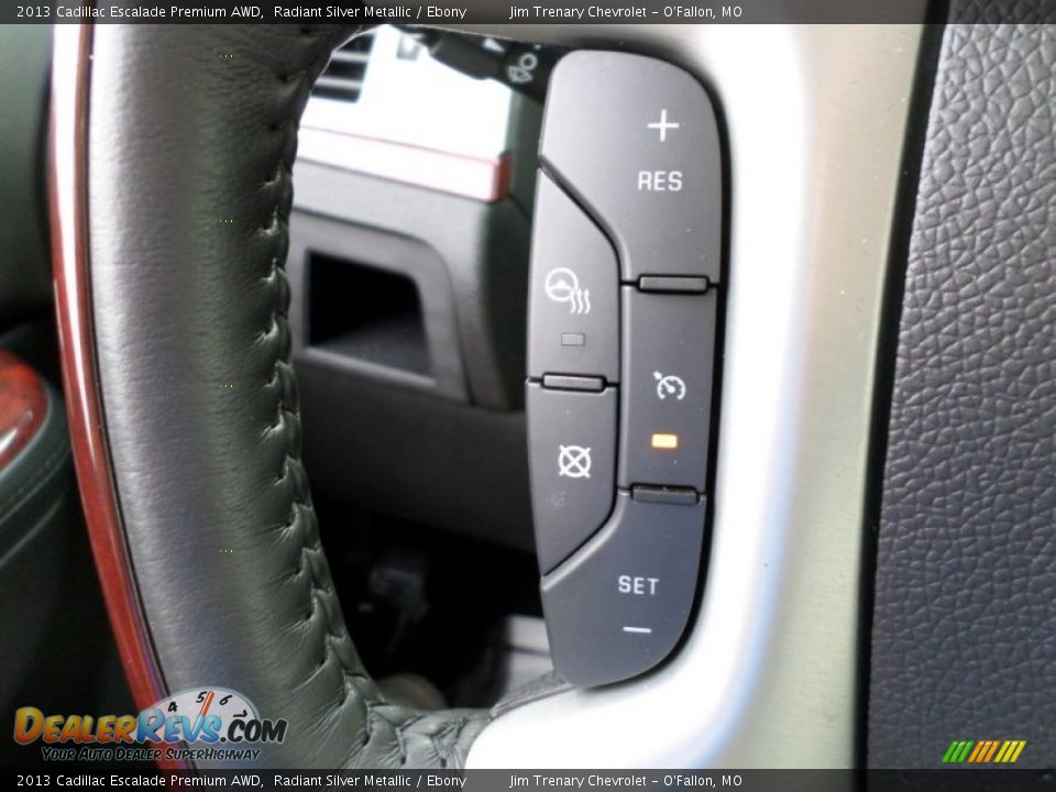 2013 Cadillac Escalade Premium AWD Radiant Silver Metallic / Ebony Photo #31