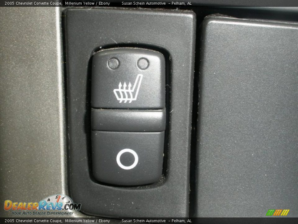 2005 Chevrolet Corvette Coupe Millenium Yellow / Ebony Photo #6