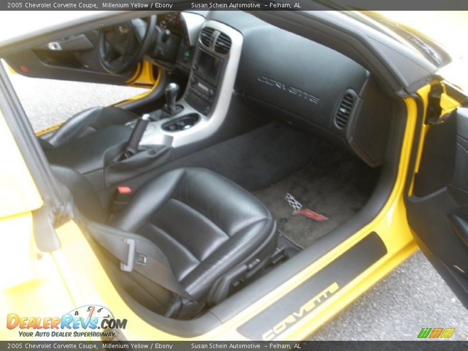 2005 Chevrolet Corvette Coupe Millenium Yellow / Ebony Photo #17
