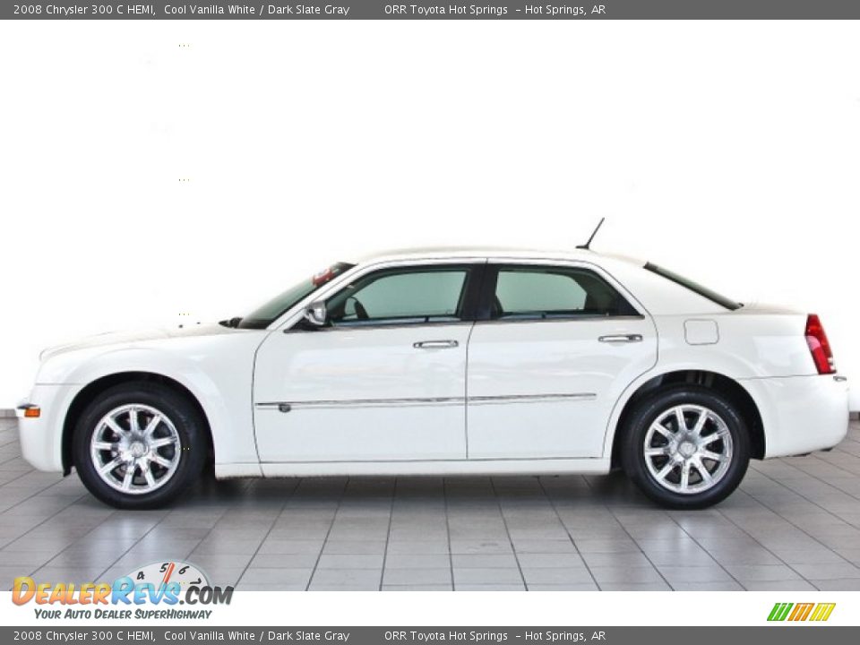2008 Chrysler 300 C HEMI Cool Vanilla White / Dark Slate Gray Photo #2