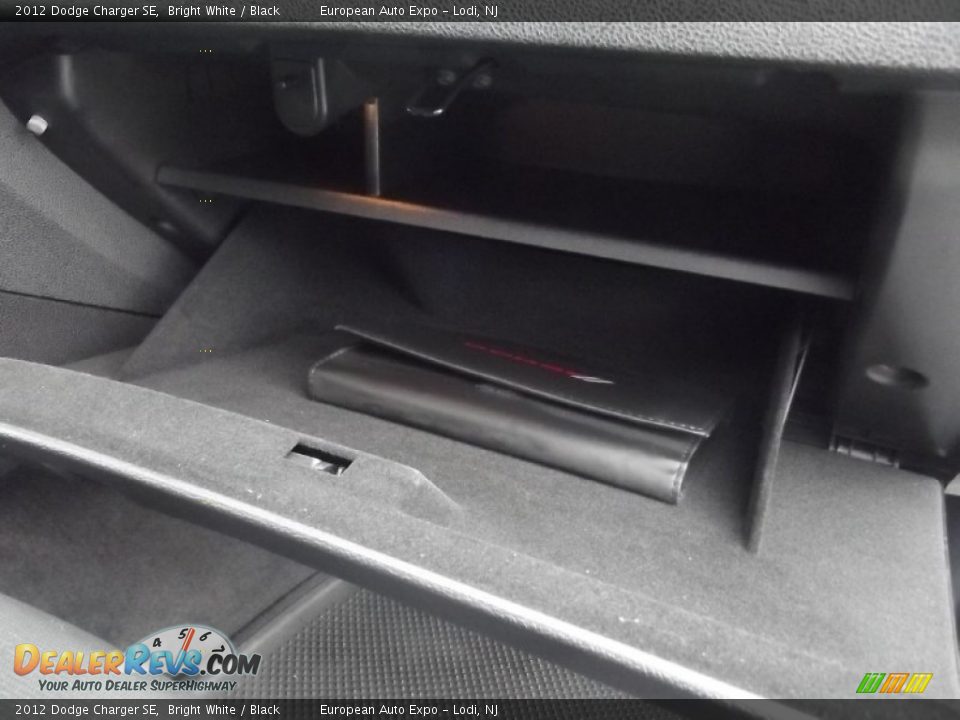 2012 Dodge Charger SE Bright White / Black Photo #25