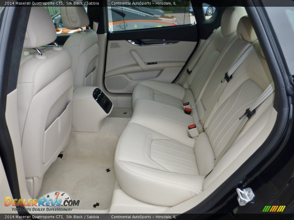 Rear Seat of 2014 Maserati Quattroporte GTS Photo #29