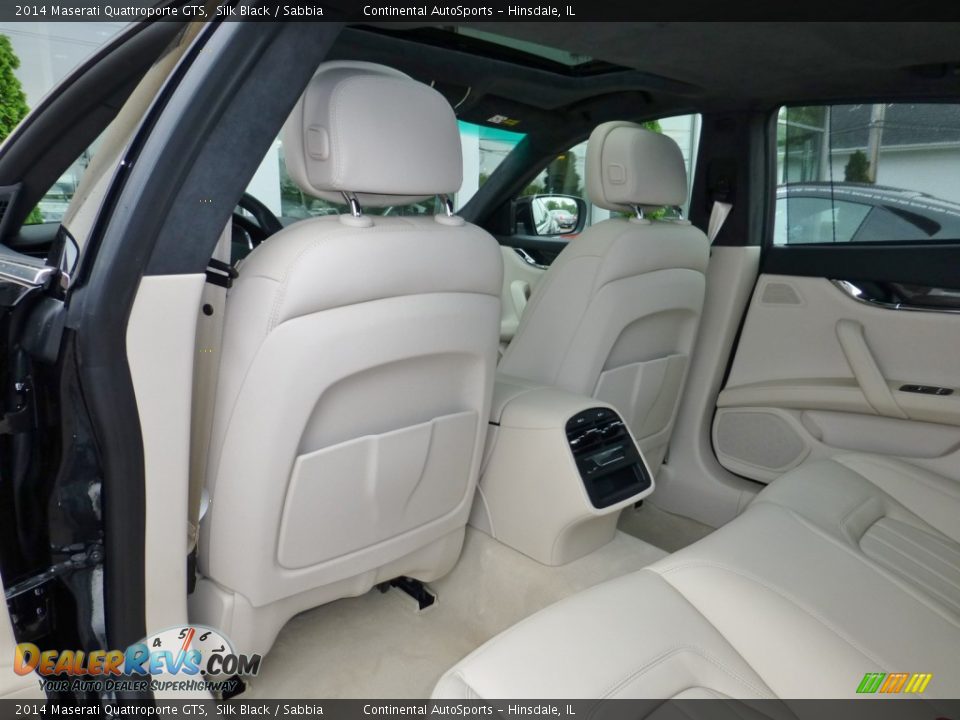 Rear Seat of 2014 Maserati Quattroporte GTS Photo #30