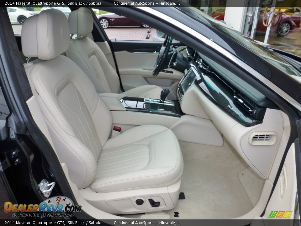 Front Seat of 2014 Maserati Quattroporte GTS Photo #35