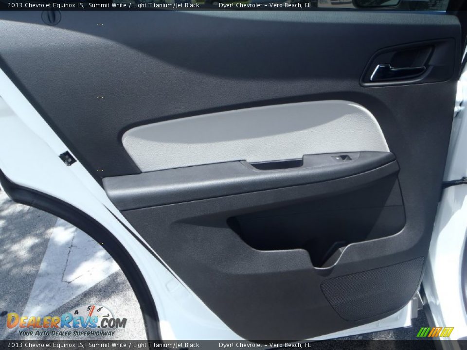 2013 Chevrolet Equinox LS Summit White / Light Titanium/Jet Black Photo #18