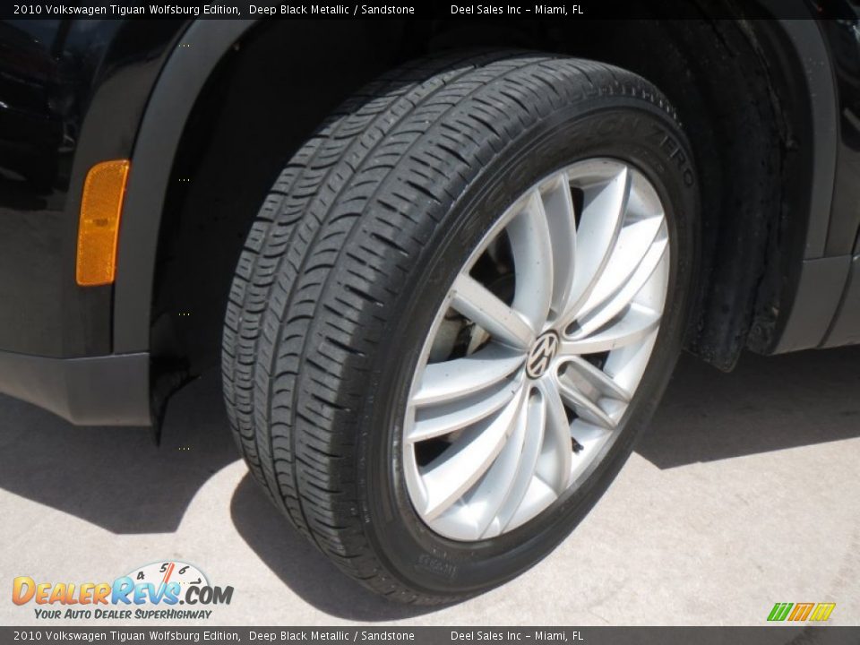 2010 Volkswagen Tiguan Wolfsburg Edition Deep Black Metallic / Sandstone Photo #13