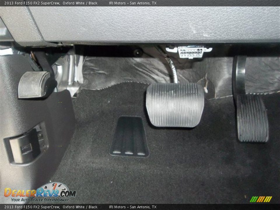 2013 Ford F150 FX2 SuperCrew Oxford White / Black Photo #21