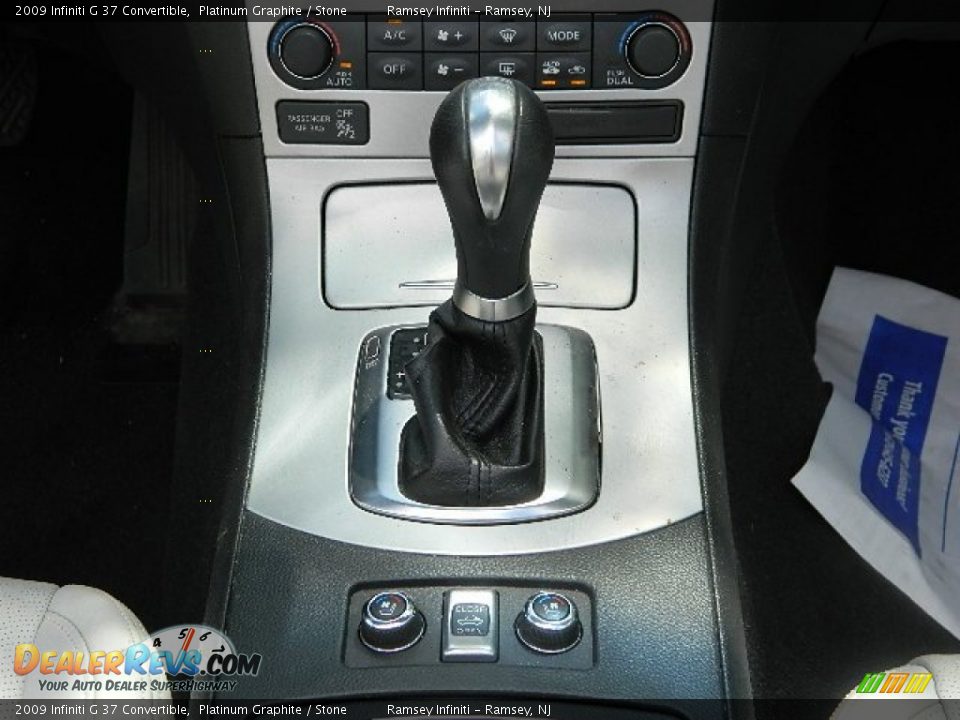 2009 Infiniti G 37 Convertible Platinum Graphite / Stone Photo #18