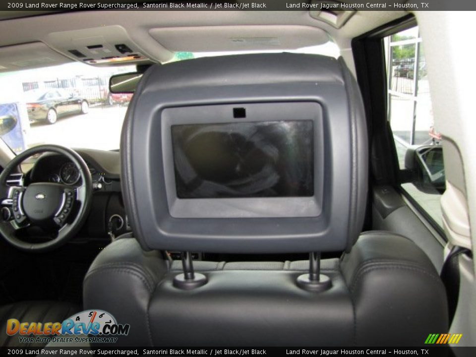 Entertainment System of 2009 Land Rover Range Rover Supercharged Photo #28