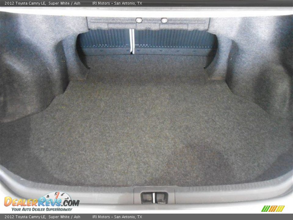 2012 Toyota Camry LE Super White / Ash Photo #21