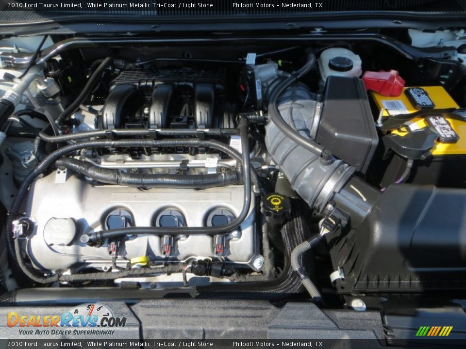 2010 Ford Taurus Limited White Platinum Metallic Tri-Coat / Light Stone Photo #21