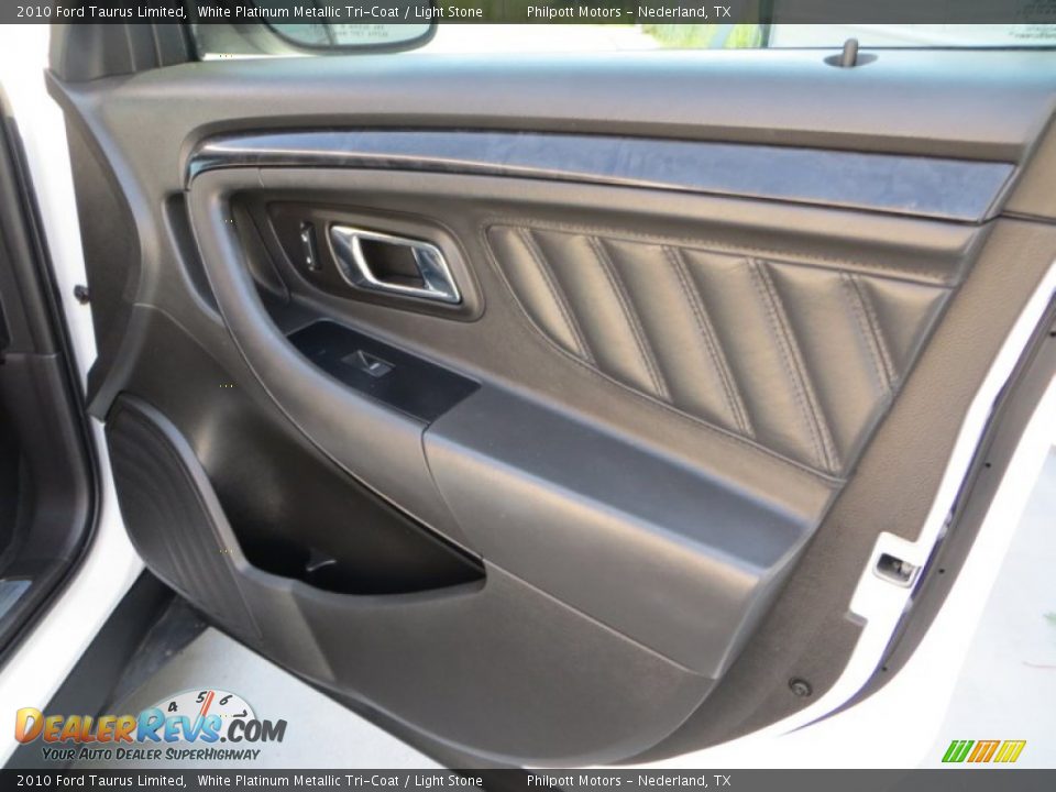 2010 Ford Taurus Limited White Platinum Metallic Tri-Coat / Light Stone Photo #22