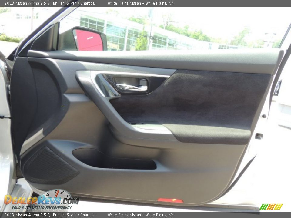 2013 Nissan Altima 2.5 S Brilliant Silver / Charcoal Photo #8