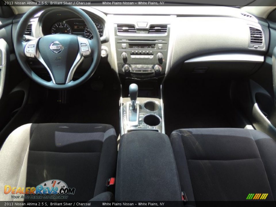 2013 Nissan Altima 2.5 S Brilliant Silver / Charcoal Photo #15
