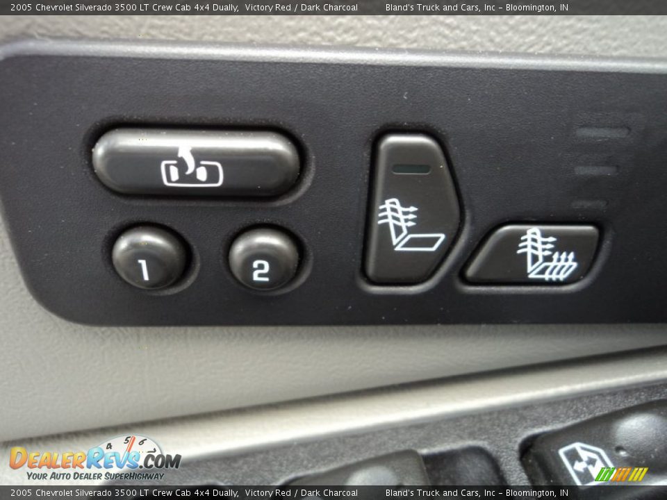 2005 Chevrolet Silverado 3500 LT Crew Cab 4x4 Dually Victory Red / Dark Charcoal Photo #7