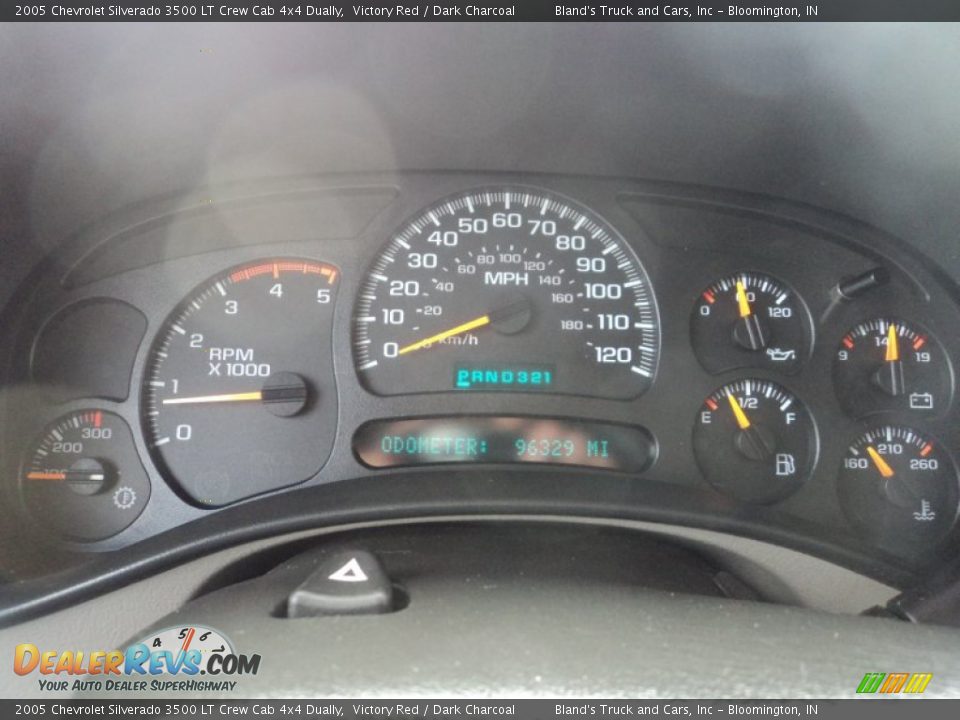 2005 Chevrolet Silverado 3500 LT Crew Cab 4x4 Dually Victory Red / Dark Charcoal Photo #12