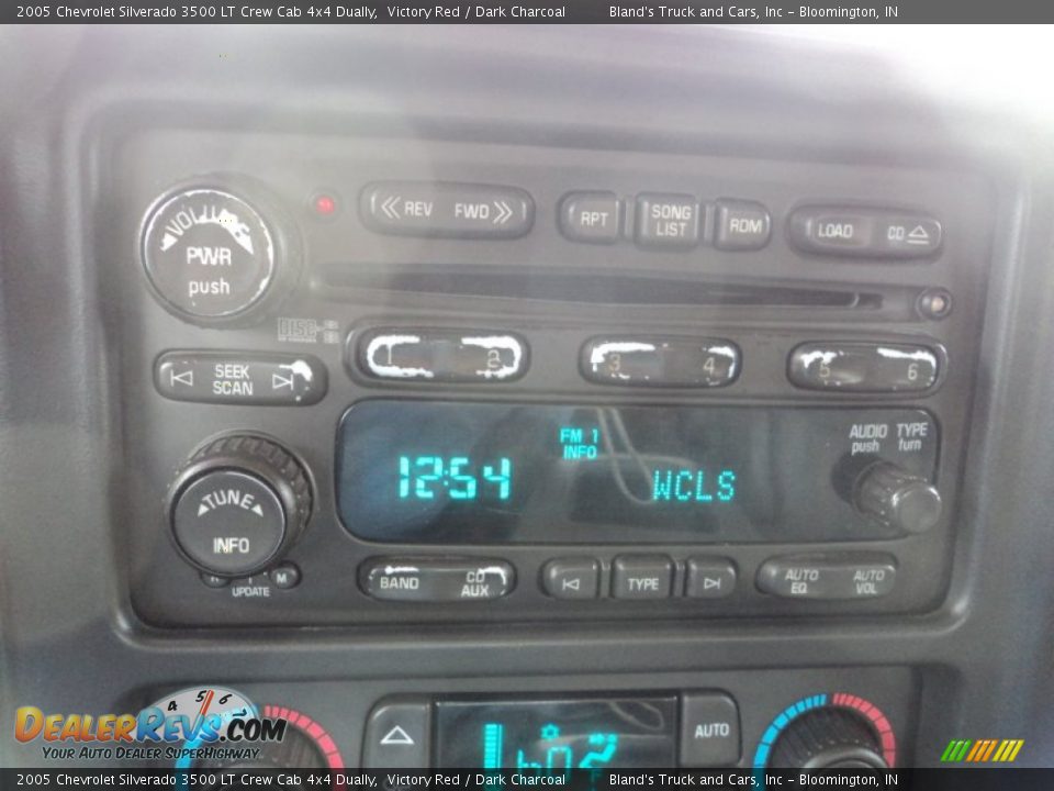 2005 Chevrolet Silverado 3500 LT Crew Cab 4x4 Dually Victory Red / Dark Charcoal Photo #22